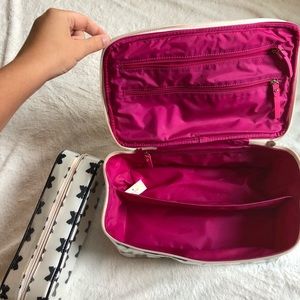 Kate spade makeup bag !!